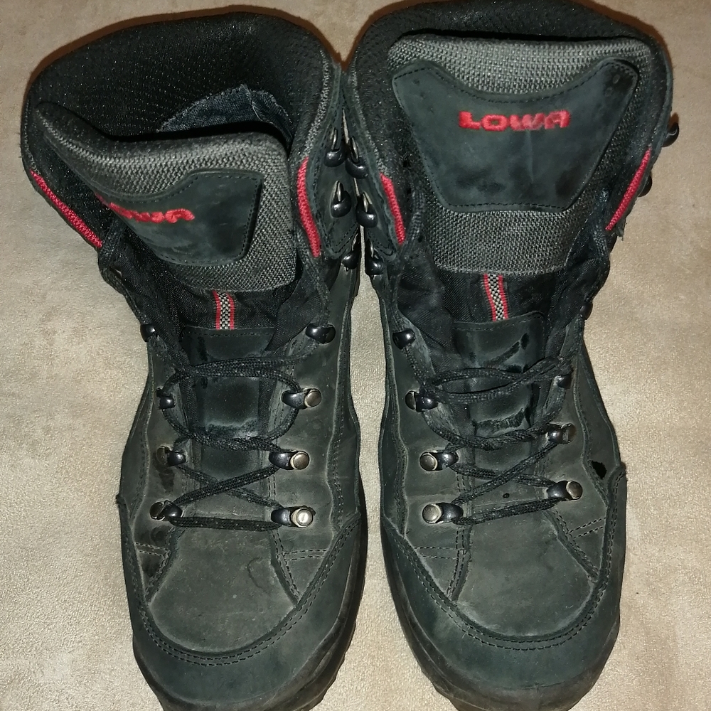 Lowa Black and Red Men's Boots